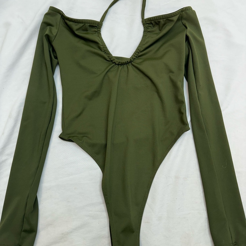 Edikted Hunter Green Long Sleeve Bodysuit XS